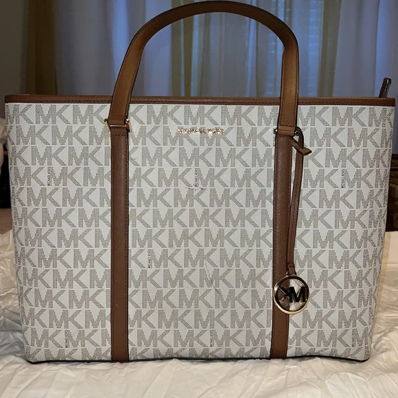 Michael Kors Tote - Picture 2 of 9